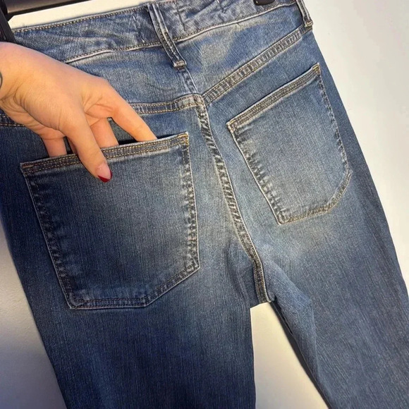 HIGH RISE SKINNY JEANS - Picture 4 of 5